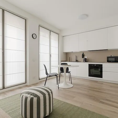 Apartament Guesthost - Modern In Moscova Mediolan