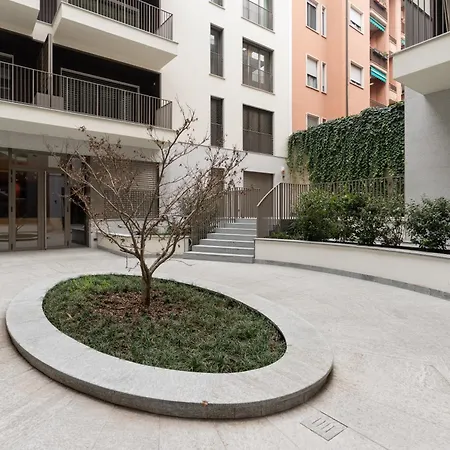 Guesthost - Modern In Moscova Apartament *